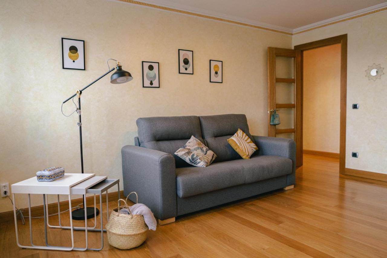 Alojamiento Urabain Apartment Allo ภายนอก รูปภาพ